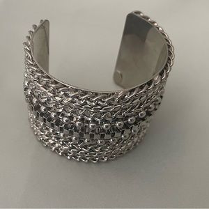 Silver color cuff